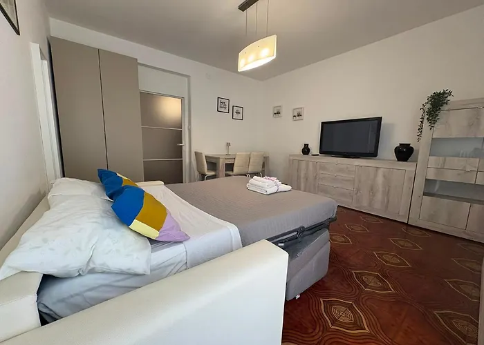 Appio Latino Apartment Rom